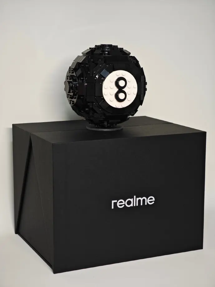Realme GT8 1