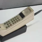 Telefon Bimbit Pertama di Dunia